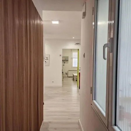 La Camara De Zuvillaga * اوفيدو